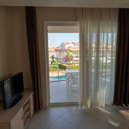 Apartment Luxury 2 Bed Minutes From Calis Beach, 1002 *