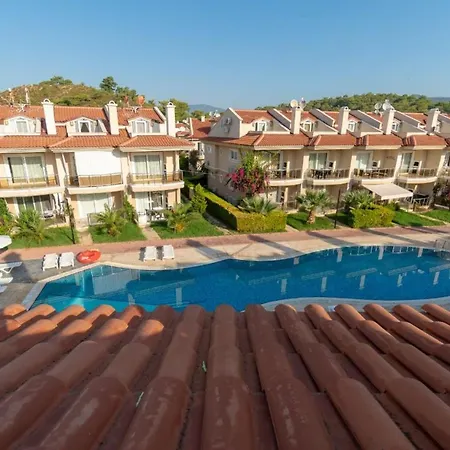 Luxury 2 Bed Minutes From Calis Beach, 1002 Apartment